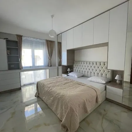 Sole Terraces *